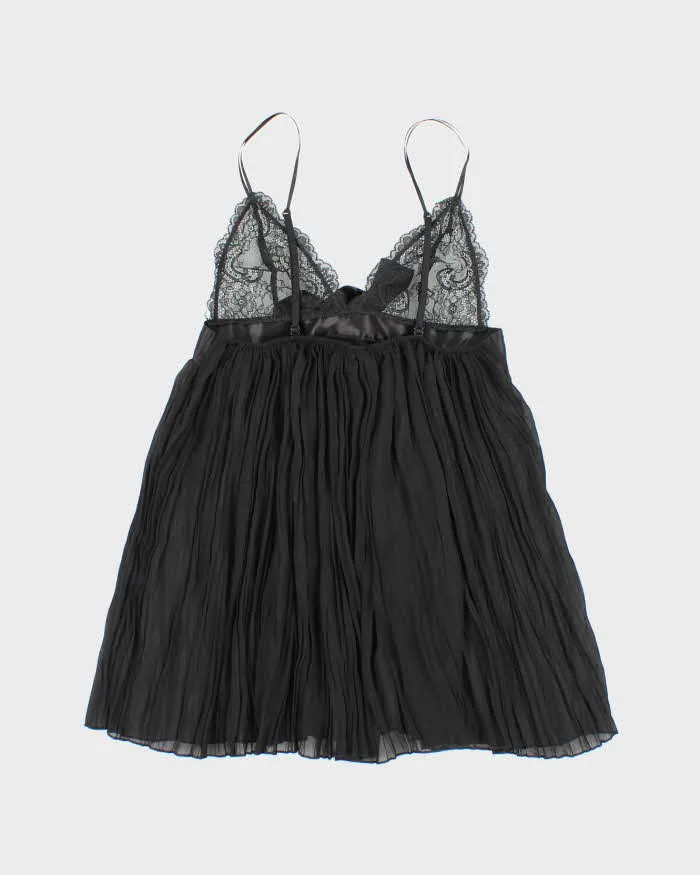 Vintage Y2k 00s Victoria's Secret Cami - XS sold by Rokit product image thumbnail 2