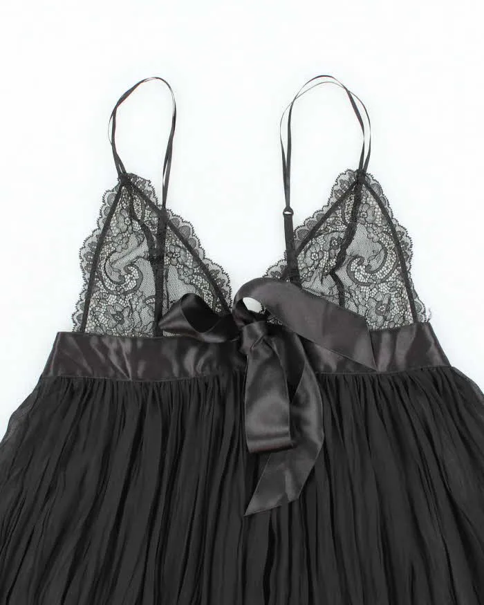 Vintage Y2k 00s Victoria's Secret Cami - XS sold by Rokit product image thumbnail 3