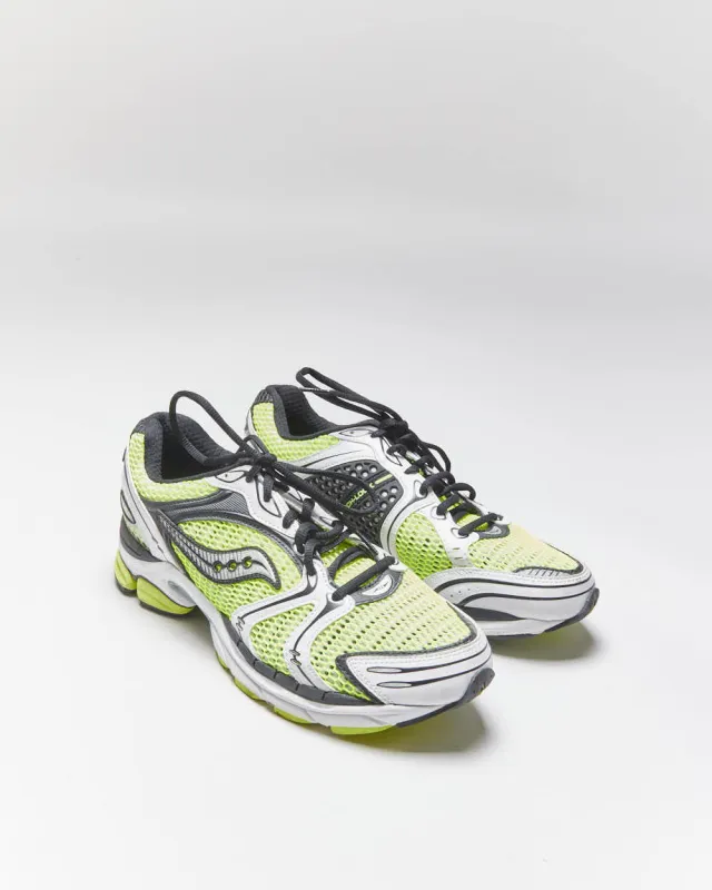 Saucony Triumph 4 Trainers - UK9 sold by Rokit