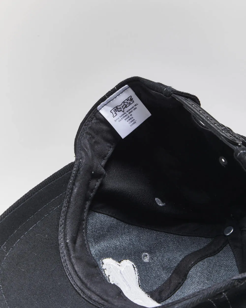 Vintage 2000's Fox Racing Embroidered Logo Snapback Cap - OS sold by Rokit product image thumbnail 4