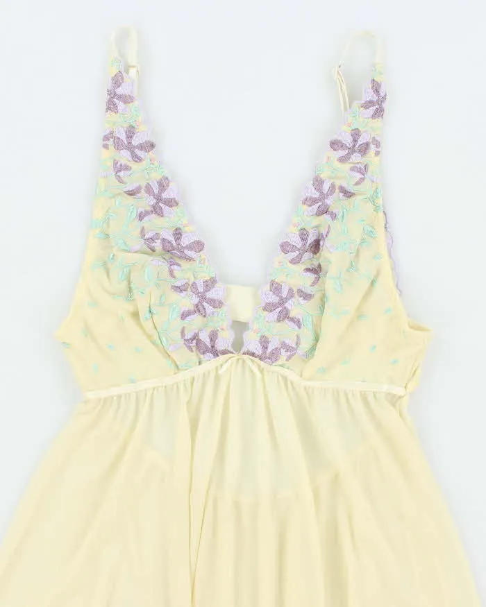 Vintage Y2k 00s La Vie En Rose Cami - S sold by Rokit product image thumbnail 3