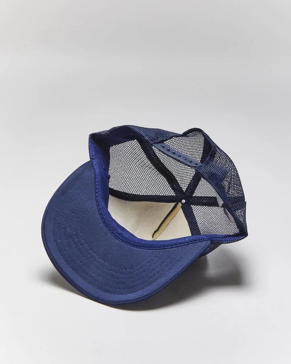 Vintage 90's Tire Store Patch Logo Trucker Cap - OS sold by Rokit product image thumbnail 5