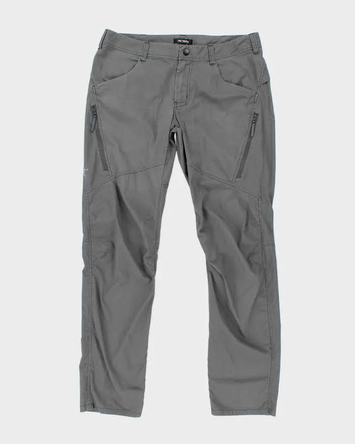 Arc'teryx Lightweight Multi Pockets Utility Trousers - W34 L31 sold by Rokit
