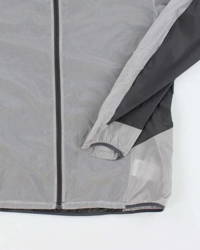 Vintage Arc'teryx Ultra Lightweight Running Windbreaker Jacket - L sold by Rokit product image thumbnail 4