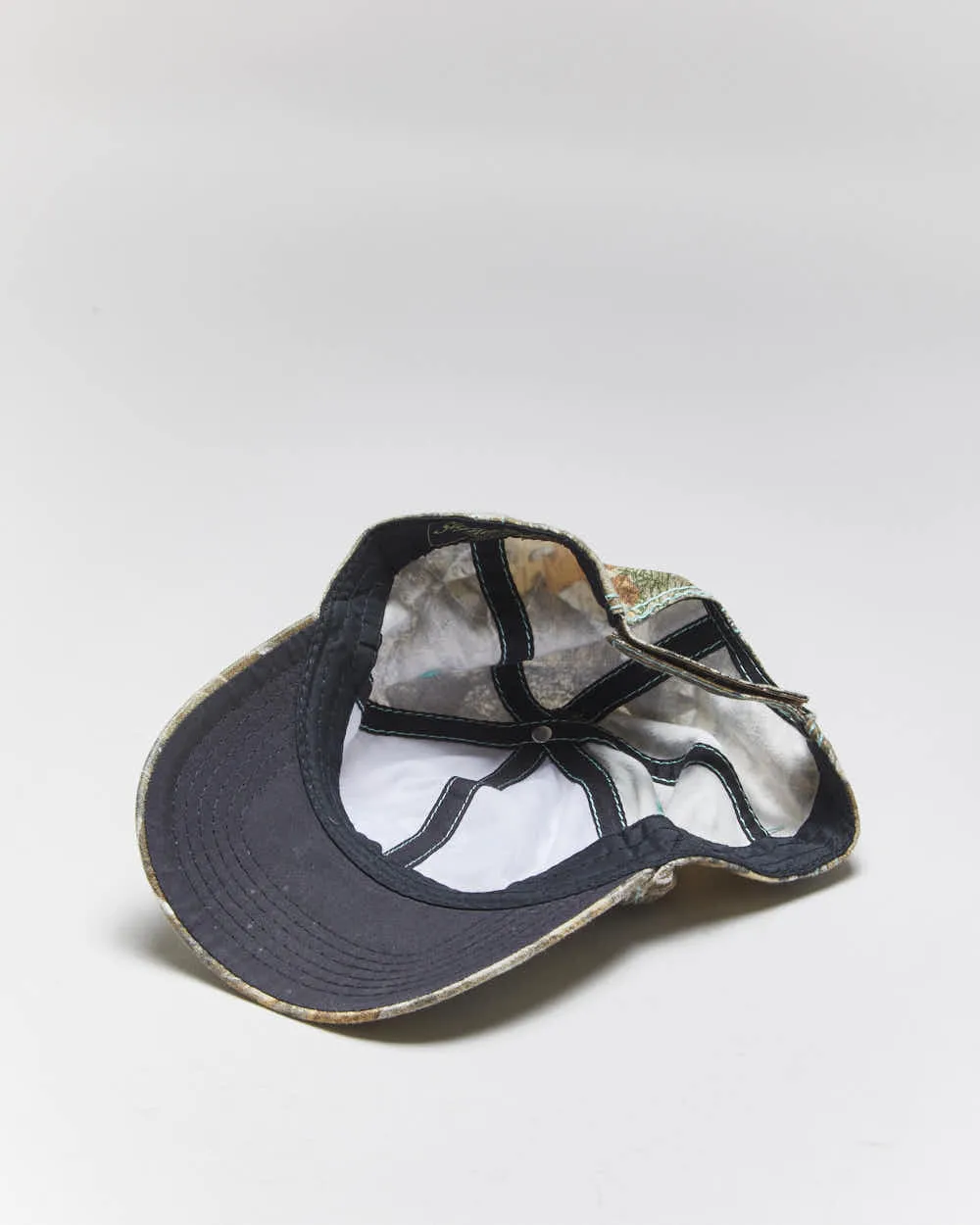 Vintage Y2K Real Tree Embroidered Camouflage Baseball Cap - OS sold by Rokit product image thumbnail 4