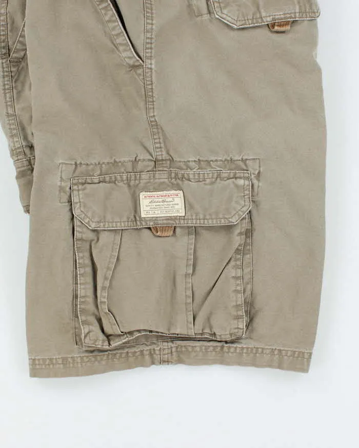 Vintage Eddie Bauer Oversized Wide Leg Cargo Shorts - W38 L10 sold by Rokit product image thumbnail 4