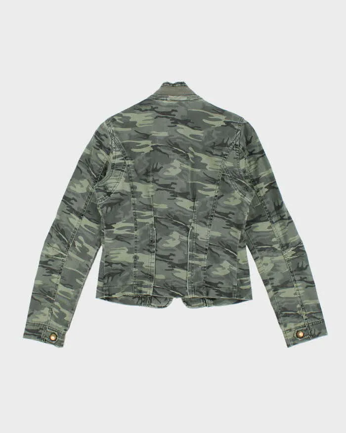 Vintage Y2K Bluenotes Camouflage Cropped Jacket - S sold by Rokit product image thumbnail 2