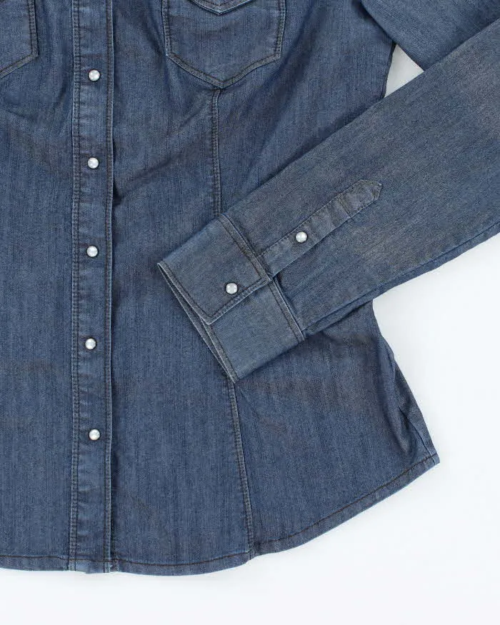 Vintage Y2K Guess Dark Wash Long Sleeve Denim Shirt - L sold by Rokit product image thumbnail 4