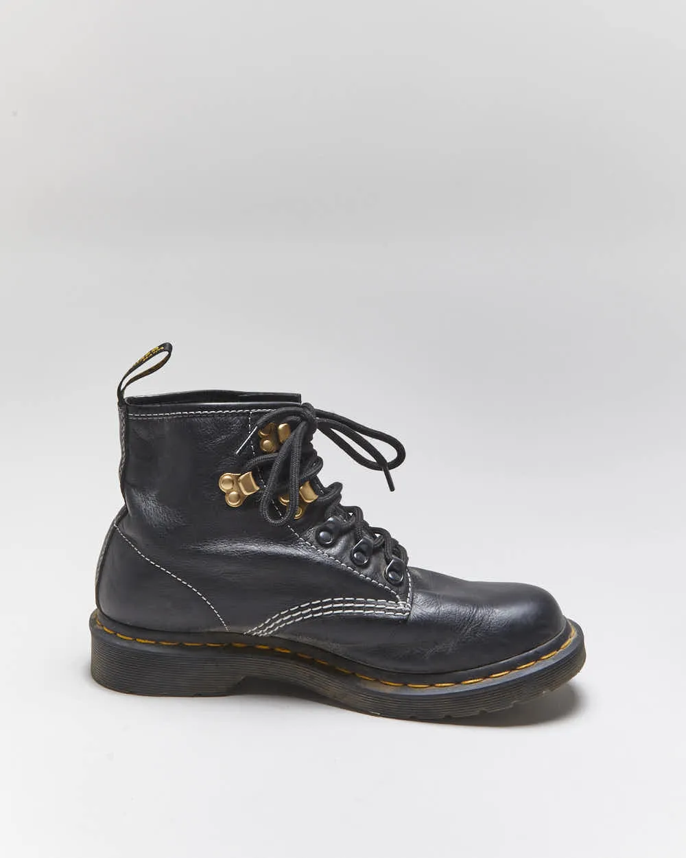 Vintage Dr Marten 101 Virginia Boots - UK6 sold by Rokit product image thumbnail 2