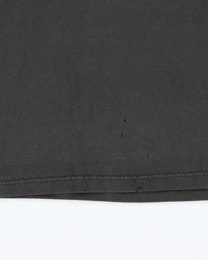 Vintage Y2K Carhartt Oversized Faded Pocket T-Shirt - XL sold by Rokit product image thumbnail 4