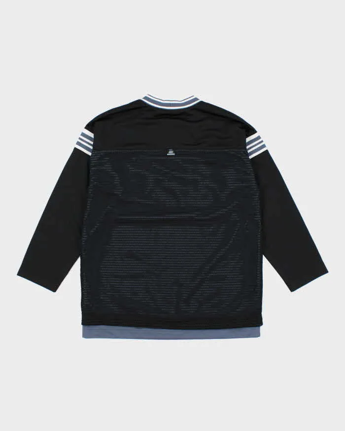 Vintage Y2K Nike Embroidered Centre Logo Sports T-Shirt - XL sold by Rokit product image thumbnail 2