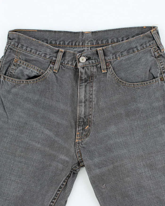 Vintage 2000's Levi's Carpenter Grey Wash Denim Shorts - W30 L15 sold by Rokit product image thumbnail 3