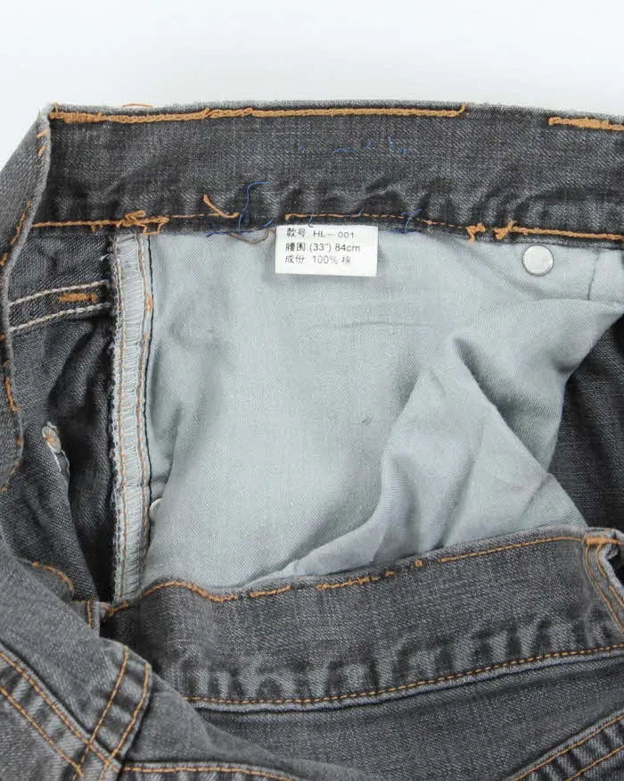 Vintage 2000's Levi's Carpenter Grey Wash Denim Shorts - W30 L15 sold by Rokit product image thumbnail 5