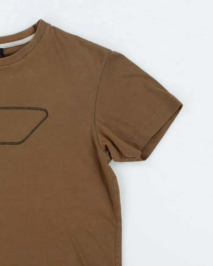 Vintage Y2K Diesel Embroidered Logo T-Shirt - M sold by Rokit product image thumbnail 4