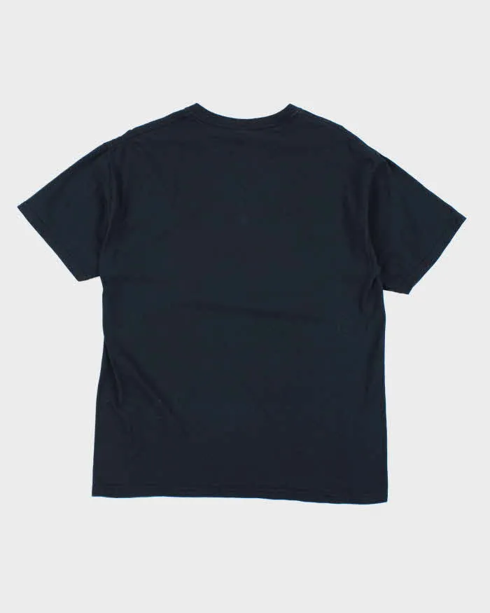 Vintage Y2K As Seen In Front Of TV Comedy Graphic T-Shirt - L sold by Rokit product image thumbnail 2