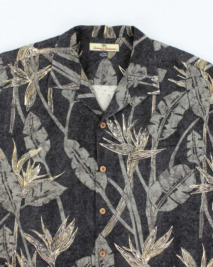Vintage Tommy Bahama Floral Print Silk Hawaiian Shirt - M sold by Rokit product image thumbnail 3