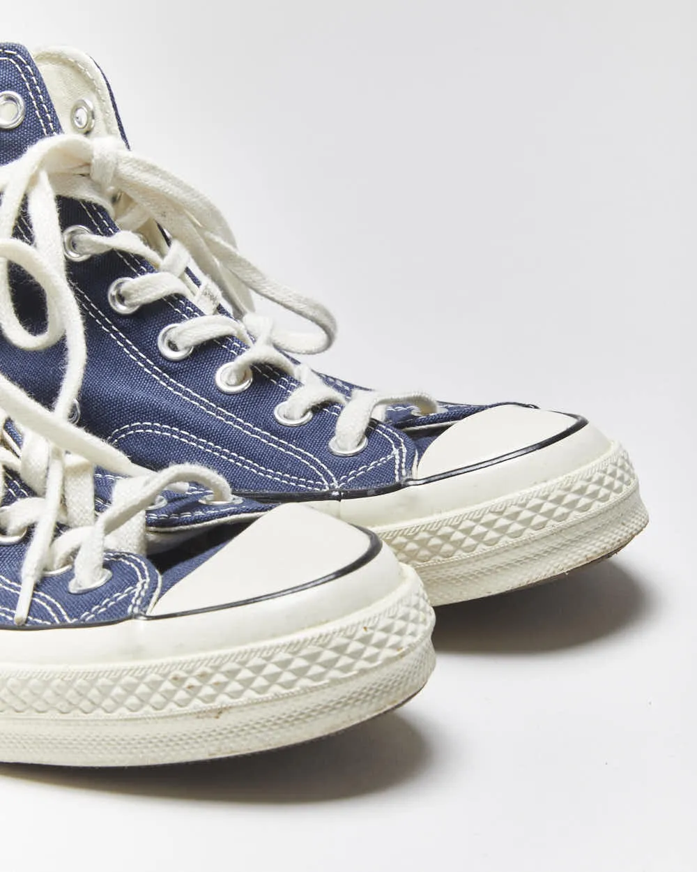 Converse Chuck Taylor All Star Hi Top Trainers - UK9 sold by Rokit product image thumbnail 5