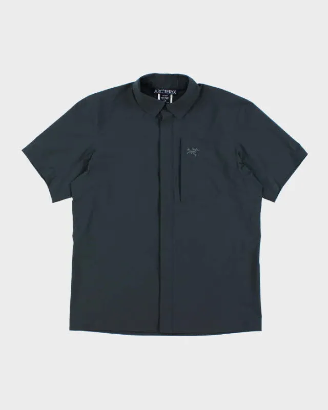 Vintage Y2K Arc'teryx Snap Button Oversized Hiking Shirt - L sold by Rokit