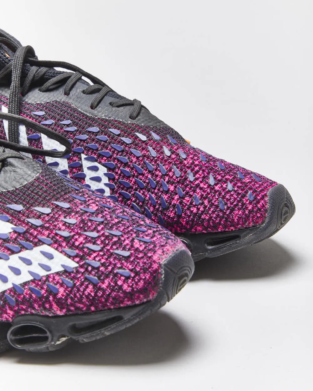 Adidas Predator 1 Micro Bounce Trainers - UK8.5 sold by Rokit product image thumbnail 5