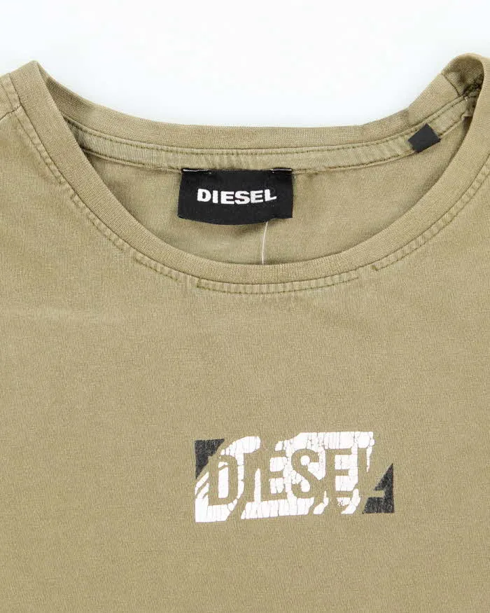 Vintage Y2K Diesel Centre Logo Graphic T-Shirt - XXL sold by Rokit product image thumbnail 5