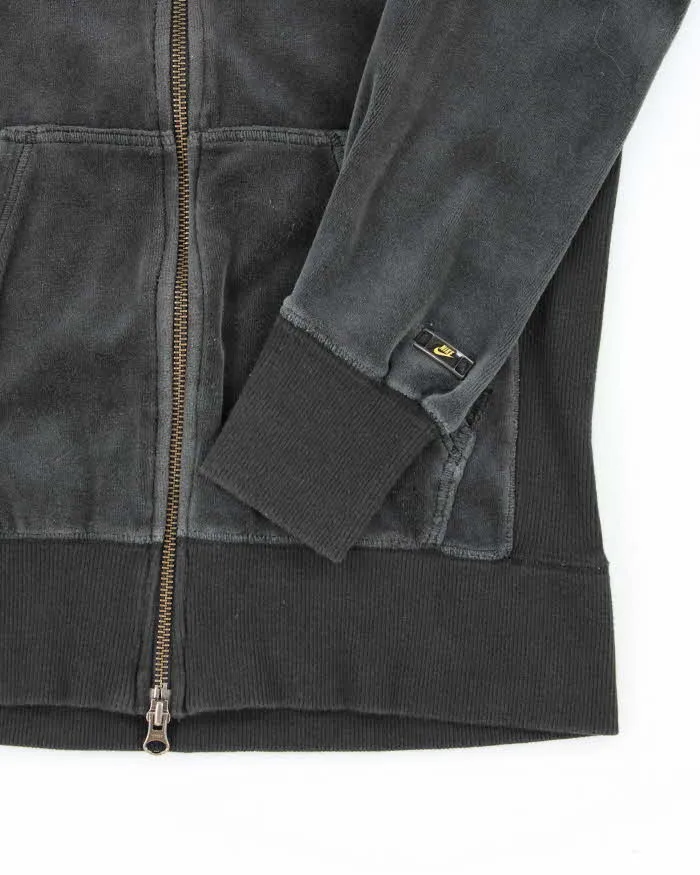 Vintage Y2K Nike Velour Zip Up Hoodie - M sold by Rokit product image thumbnail 4