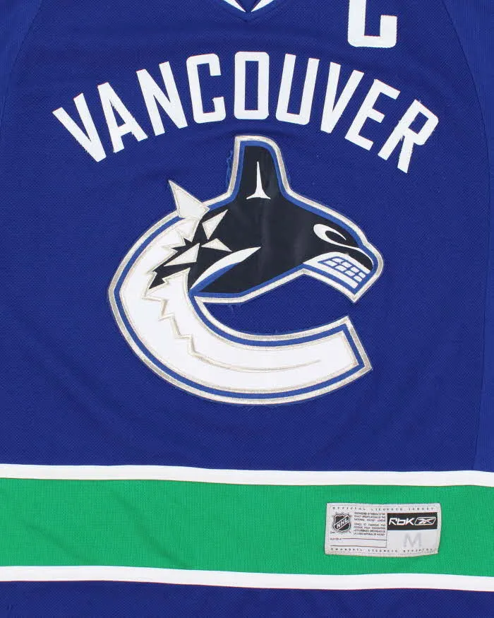 Vintage 90's Vancouver Canucks NHL Oversized Hockey Jersey - M sold by Rokit product image thumbnail 3