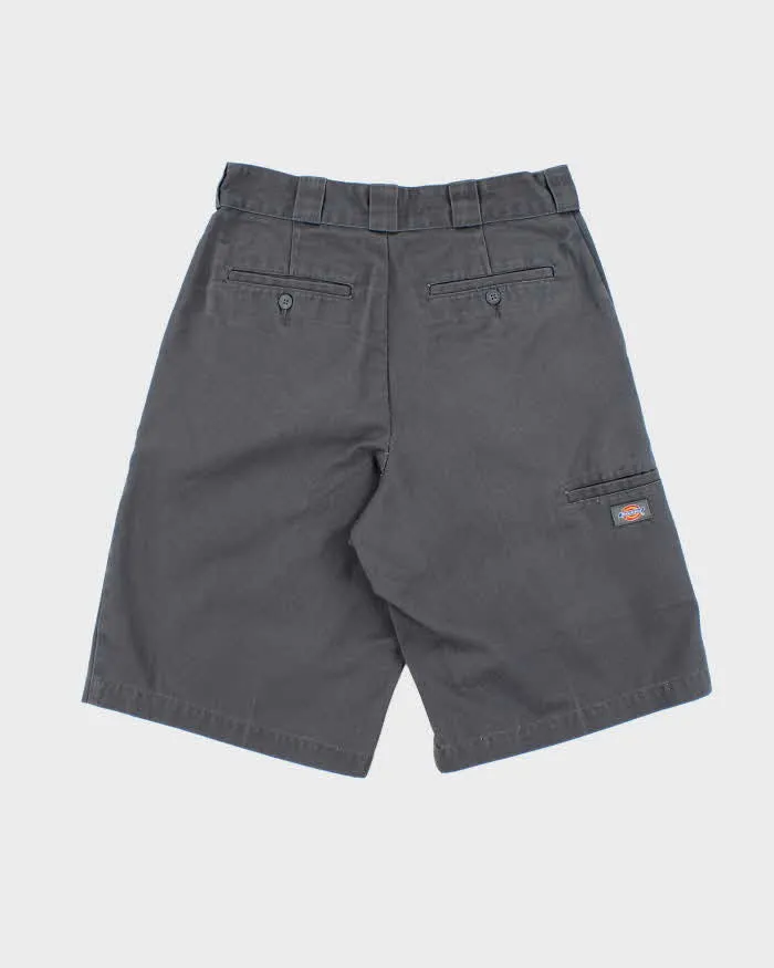 Vintage Dickies Grey Baggy Shorts - W32 sold by Rokit product image thumbnail 2