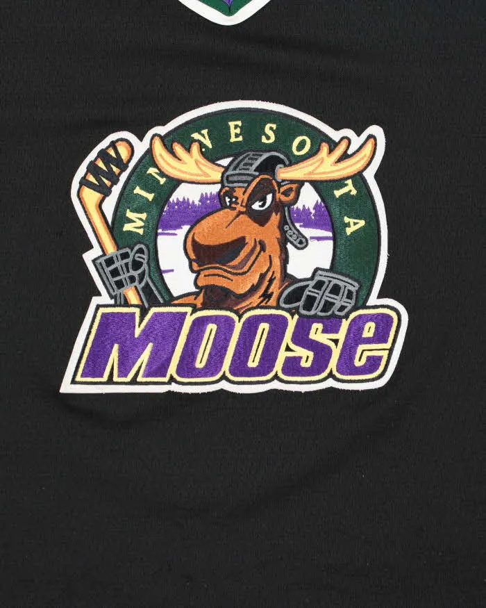 Vintage 90's Minnesota Moose Oversized Embroidered Ice Hockey Jersey - XL sold by Rokit product image thumbnail 3