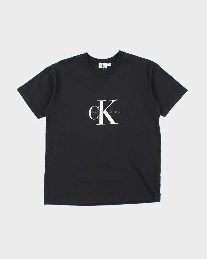 Vintage Y2K Calvin Klein Spell Out Graphic T-Shirt - M sold by Rokit
