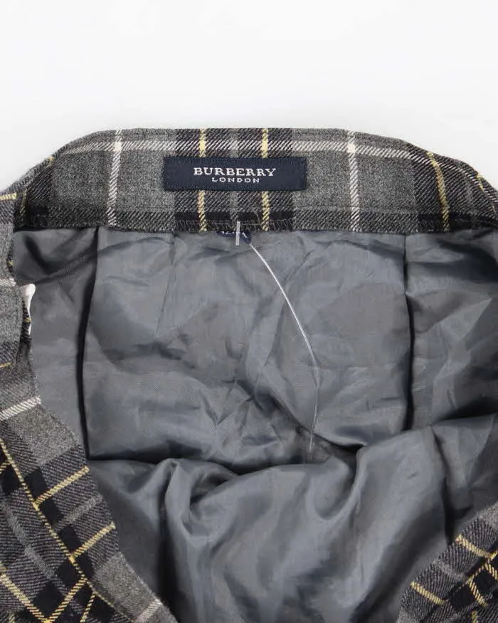 Vintage Burberry Checked Pleated Wool Skirt - XS sold by Rokit product image thumbnail 5