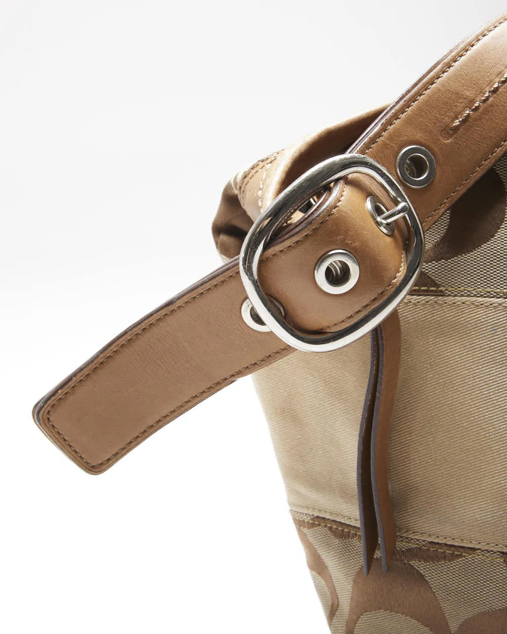 Vintage Y2k 00s Coach Bucket Bag sold by Rokit product image thumbnail 4