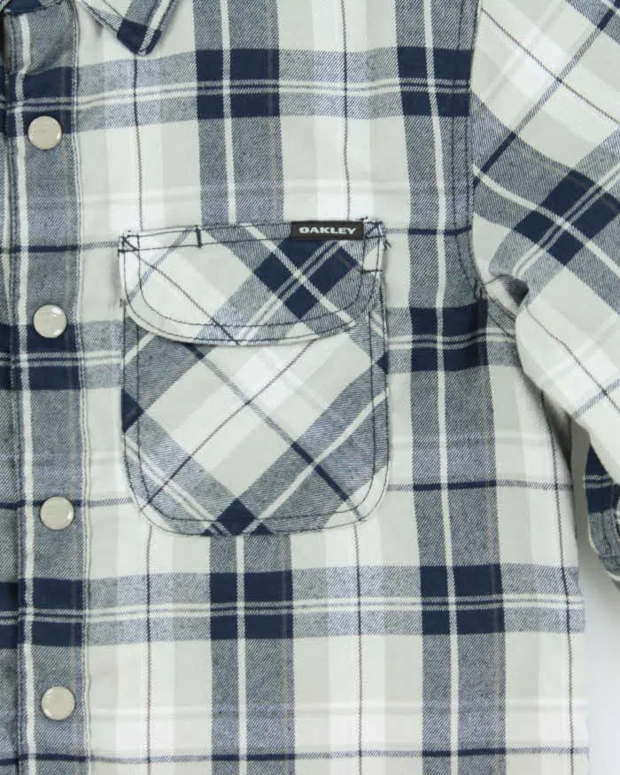 Vintage 2000s Oakley Padded Check Shirt - S sold by Rokit product image thumbnail 4