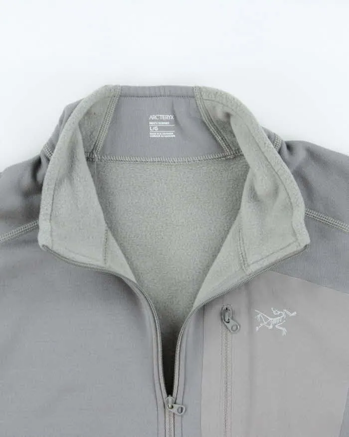 Arc'teryx Half-zip Fleece - L sold by Rokit product image thumbnail 4