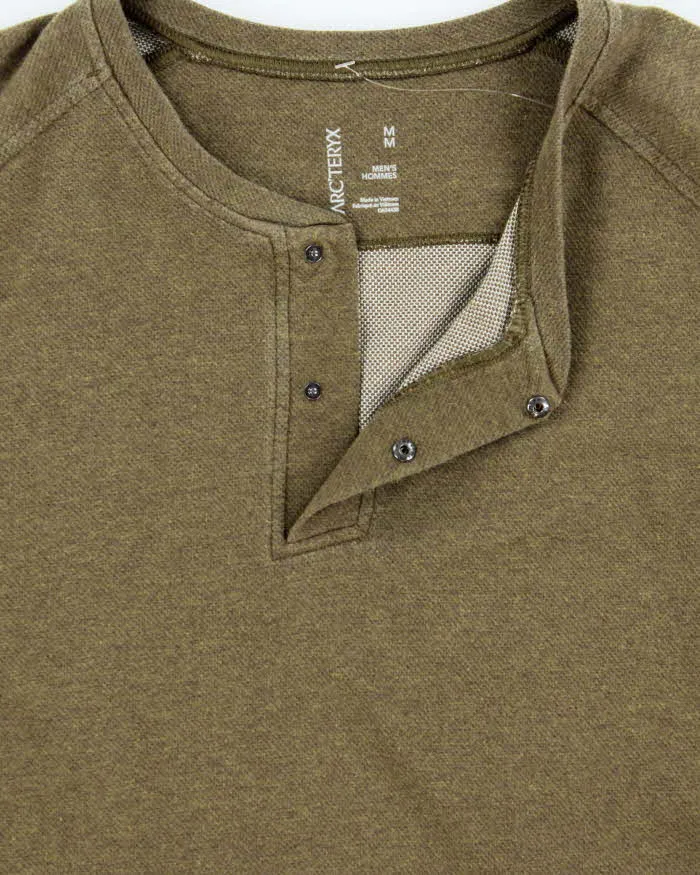 Vintage Arc'teryx Long Sleeve T-shirt - M sold by Rokit product image thumbnail 5
