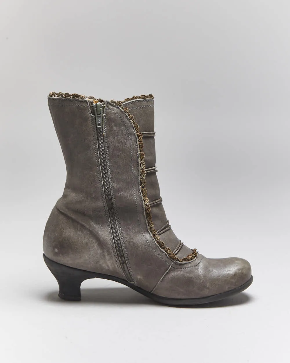 Vintage Brako Lace-up Boots - UK5 sold by Rokit product image thumbnail 2