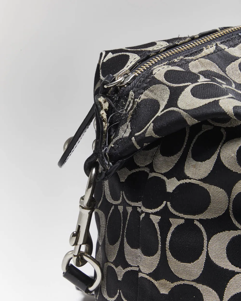 Vintage Y2k 00s Coach Handbag sold by Rokit product image thumbnail 4