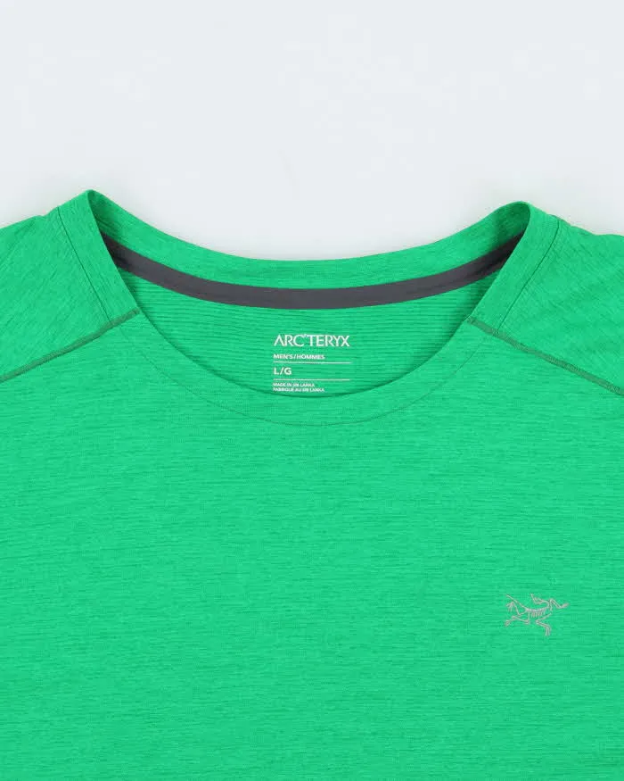 Vintage Arc'teryx Cormac Crewneck Active T-Shirt - L sold by Rokit product image thumbnail 4