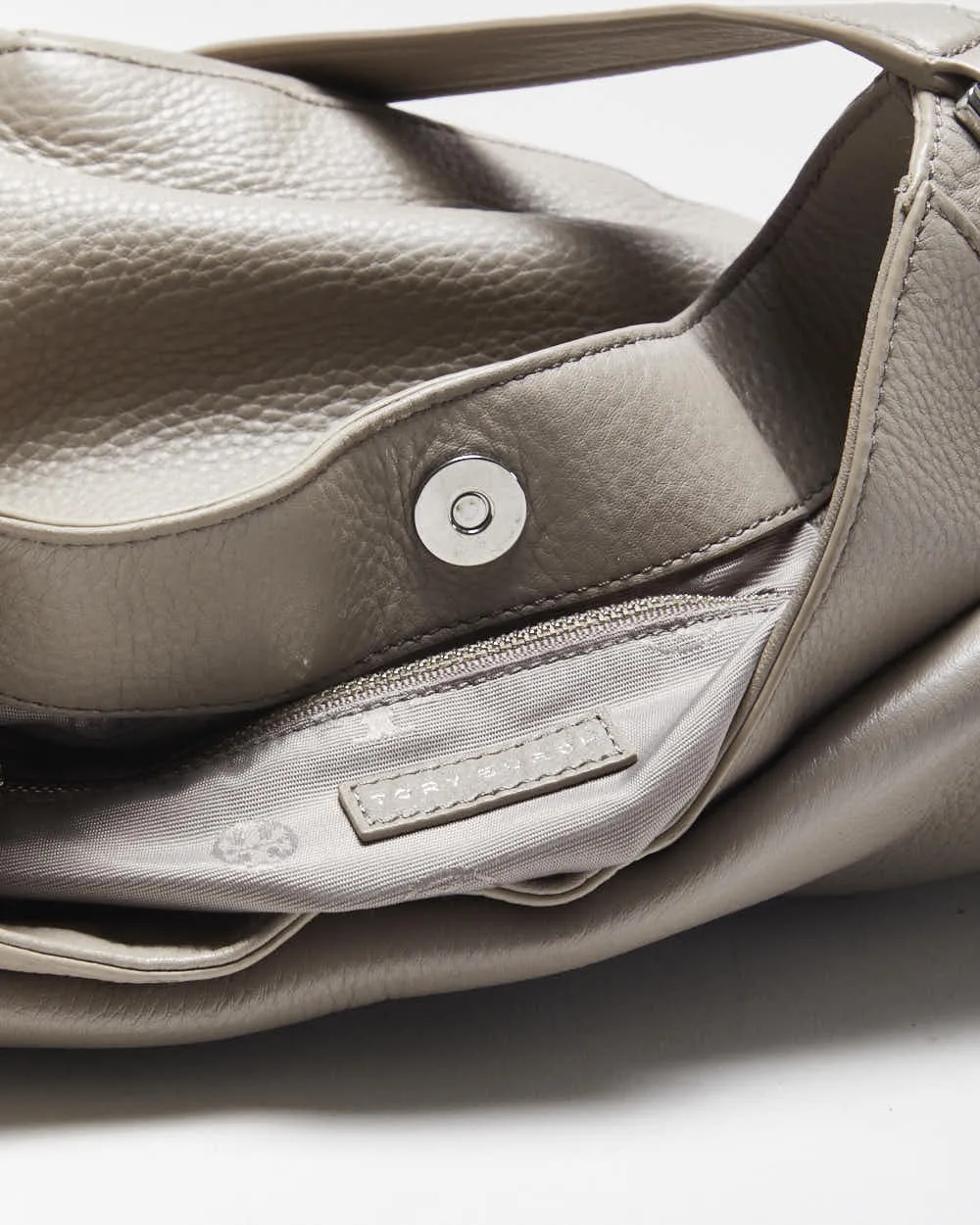 Vintage 00s Tory Burch Handbag sold by Rokit product image thumbnail 4