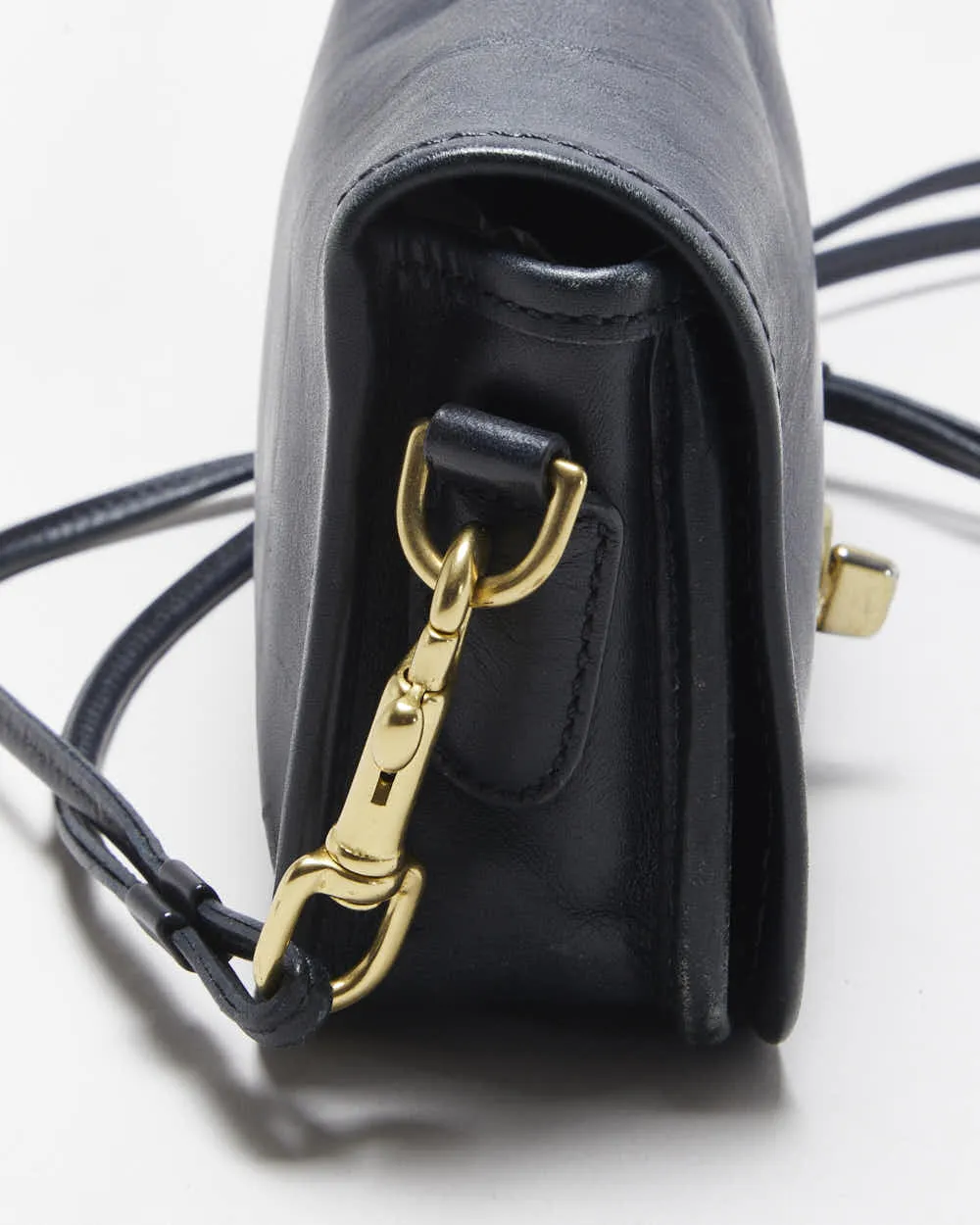 Vintage Coach Penny Pocket Navy Leather Flap Crossbody Shoulder Bag sold by Rokit product image thumbnail 4