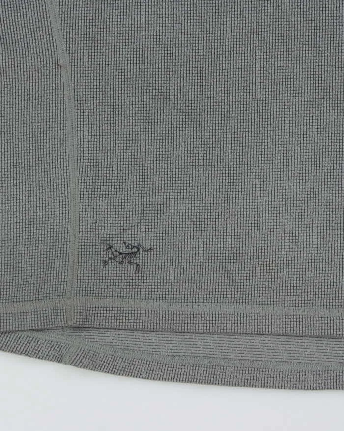 Vintage 00s Arc'teryx Polartec Quarter-Zip Fleece - XL sold by Rokit product image thumbnail 4