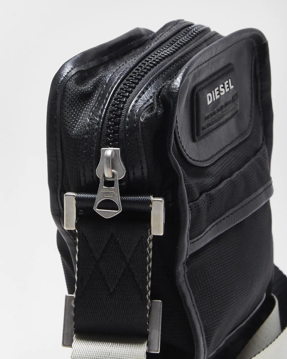 Vintage Y2K 00s Diesel Leather Nylon Crossbody Messenger Bag sold by Rokit product image thumbnail 4