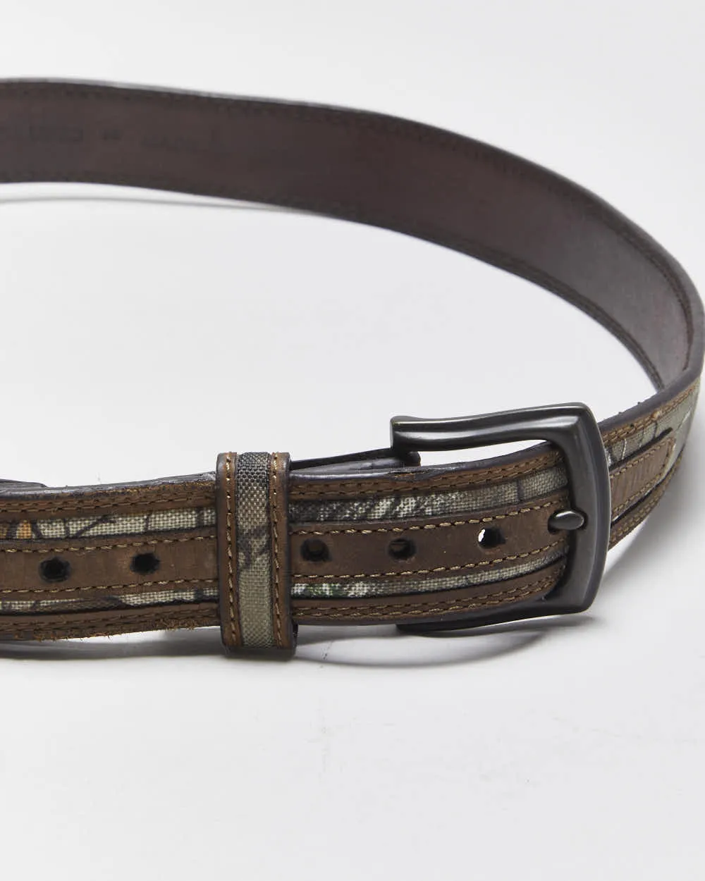 Vintage Realtree Leather Belt - W35-W40 sold by Rokit product image thumbnail 4