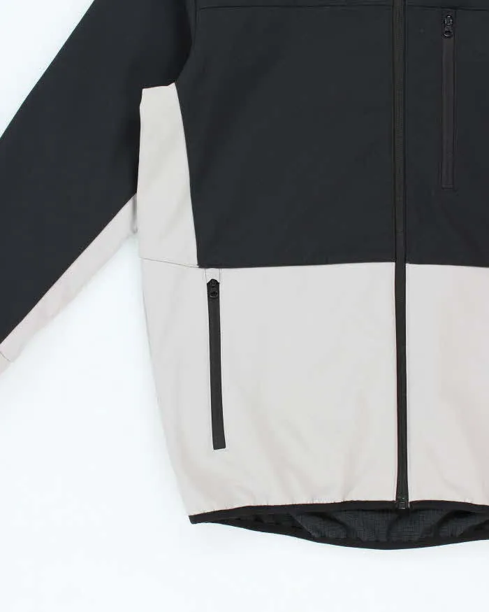 Vintage Oakley Juniper Two-Tone Hooded Waterproof Zip-Up Tech Jacket - S sold by Rokit product image thumbnail 5