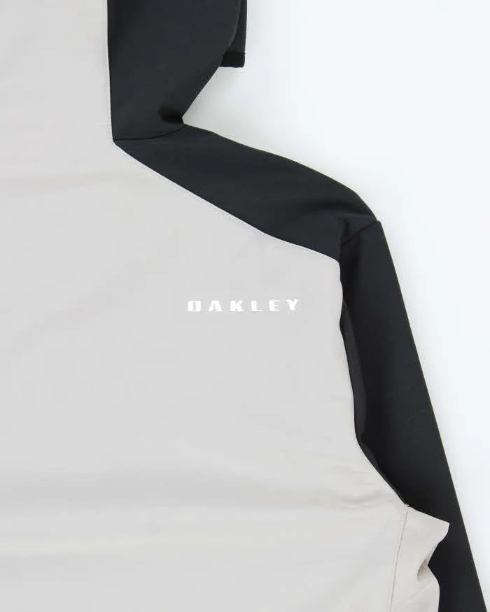 Vintage Oakley Juniper Two-Tone Hooded Waterproof Zip-Up Tech Jacket - S sold by Rokit product image thumbnail 3