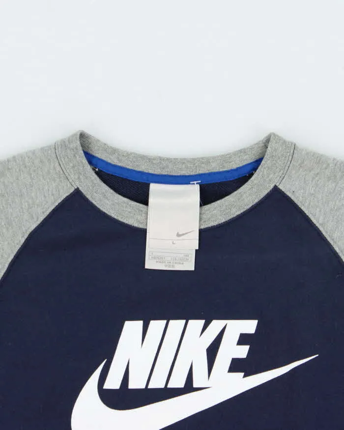 Vintage Y2K 00s Nike Spell Out Two-Tone Crewneck Sweatshirt - L sold by Rokit product image thumbnail 5