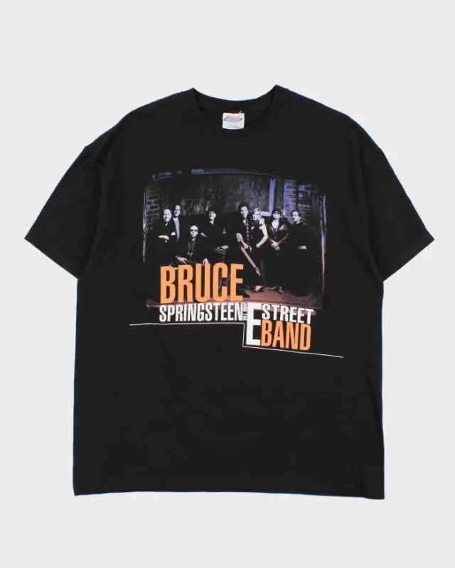 Vintage 2003 Bruce Springsteen & The E Street Band Hanes Heavyweight Crewneck T-Shirt - XL sold by Rokit