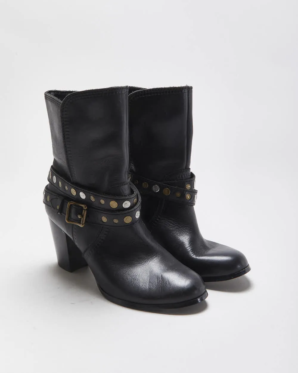 Vintage Fossil Leather Studded Boots - UK8 sold by Rokit