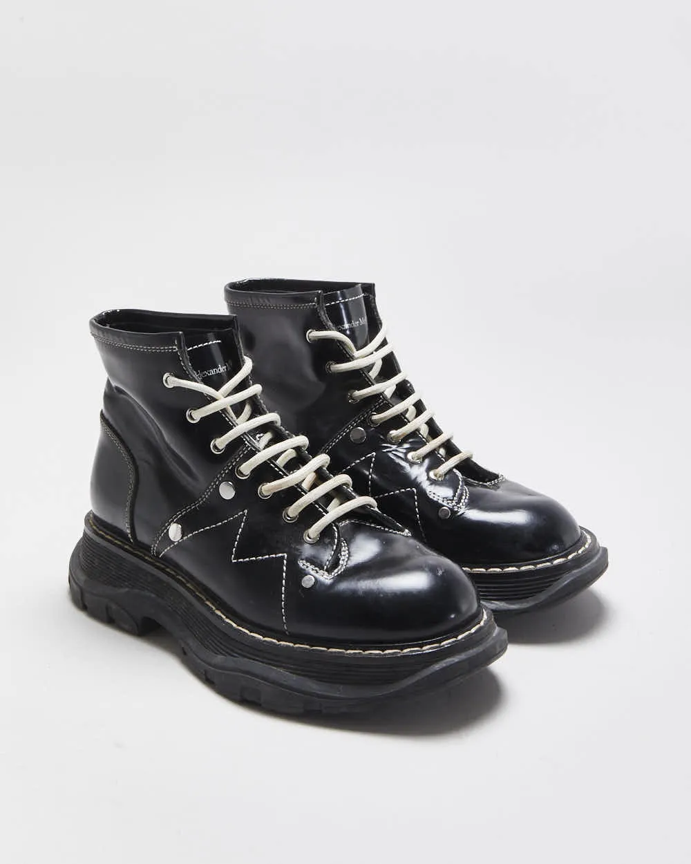 Alexander McQueen Patent Tread Contrast Stitch Boots - UK3 sold by Rokit