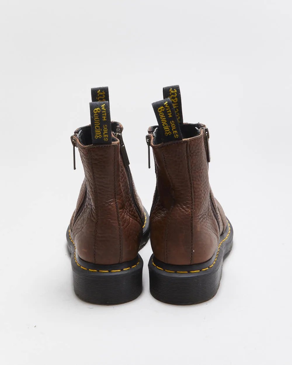 Dr Marten Pebbled Leather Chelsea Boots - UK5 sold by Rokit product image thumbnail 4