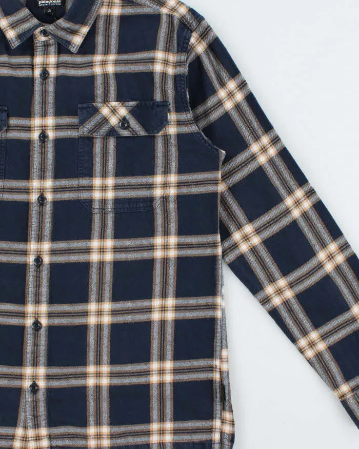 Vintage Patagonia Flannel Shirt - M sold by Rokit product image thumbnail 3